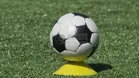 《伊万深情回首：助克罗地亚足球开启“东方启航之门”新篇章》